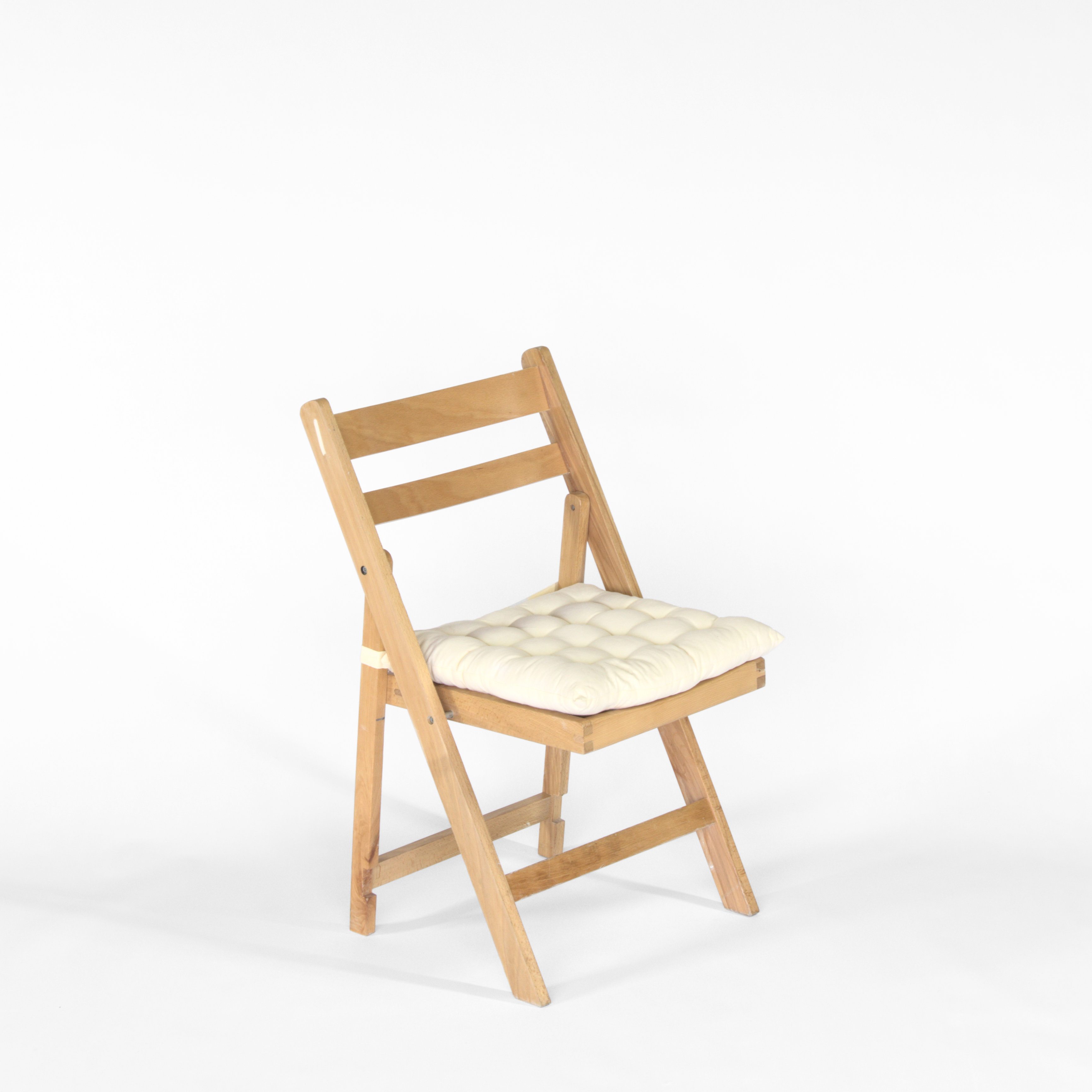 Folding Chair (cream)