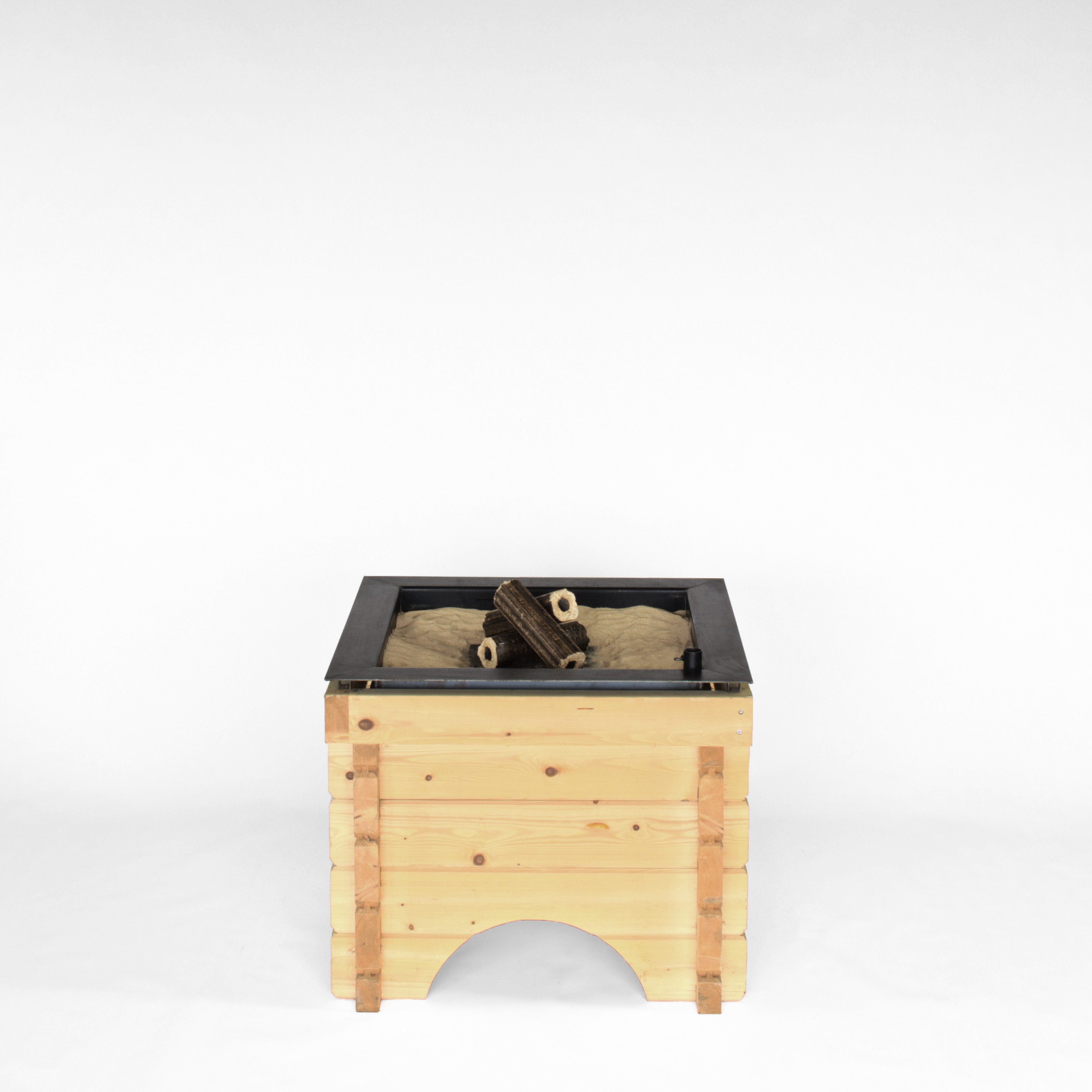 Small tipi fire pit