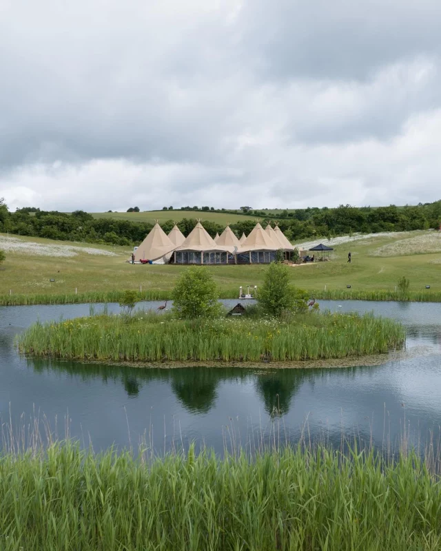 Seven tipis joined together for a very special wedding celebration back at the start of June.

One of our favourite builds to date and a proper showcase of what these incredible structures can do.

240 guests dined comfortably throughout three of the tipis, with two more for the bar/lounge, one for the stage/dance floor, leaving an open-air courtyard in the middle.

An amazing setting, a brilliant wedding, and an awesome team of suppliers involved:

Catering @pitandplate 
Lighting Production @progressionevents 
Power @greenfarmevents_ 
Florist @catherinecoombesflowers 
Loos @wighteventtoilets 

#buffaloevents #buffalotipi #tipiwedding #teepeewedding #tipis #teepee